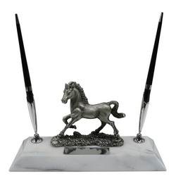 Настольный набор "Бега" с двумя ручками и статуэткой лошади, металл, мрамор
