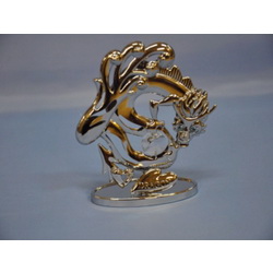 Новогодний сувенир "Символ 2024 года - дракон" с прозрачным кристаллом Swarovski в индивидуальной упаковке, сталь