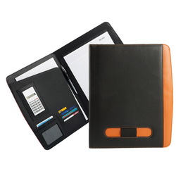 Папка для документов с блокнотом, калькулятором и местом под ручку или флеш-карту, кожзам