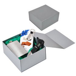 Подарочная коробка складная, кашированный картон, УФ-лак