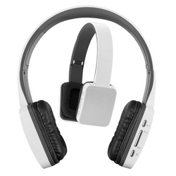 Беспроводные Bluetooth наушники с удобными клавишами управления, в комплекте кабели Micro USB и AUX (Jack 3,5 мм для прямого подключения), АБС-пластик