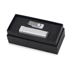 Подарочный набор: портативное зарядное устройство, 2200mAh, флеш-карта, 8Гб с покрытием софт-тач, пластик, металл