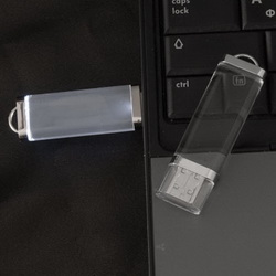 Флэш-карта USB, 4Gb,пластик, с подсветкой