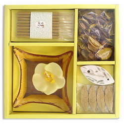 Набор ароматический Жасмин (благовония, подставка, саше, свеча, подсвечник), цвет желтый
