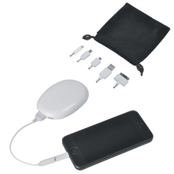 Универсальное зарядное устройство (2000 mAh), кабель с разъемами для зарядки iPhone 4/4S, 5/5S/5C,6, Micro USB, пластик, флисовый чехол