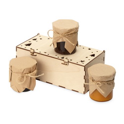 Подарочный набор с ассорти варенья " На любой вкус" в деревянной коробке
