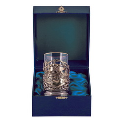 Чайный набор в подарочной коробке из дерева, обтянутой бумвинилом: подстаканник с изображением нефтяной вышки и тонкостенный стакан, 250 мл, художественное литье, латунь, стекло
