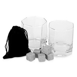 Набор для виски: 2 стеклянных стакана по 300 мл и 6 камней для виски в бархатном мешочке и в подарочной коробке из картона