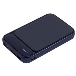 Внешний аккумулятор с покрытием soft touch в подарочной коробке, 5000 mAh, при гравировке логотип подсвечивается, в комплекте USB-кабель 3-B-1: micro USB, iPhone 5/6/7/8/X, Type C (длина 25 см), пластик